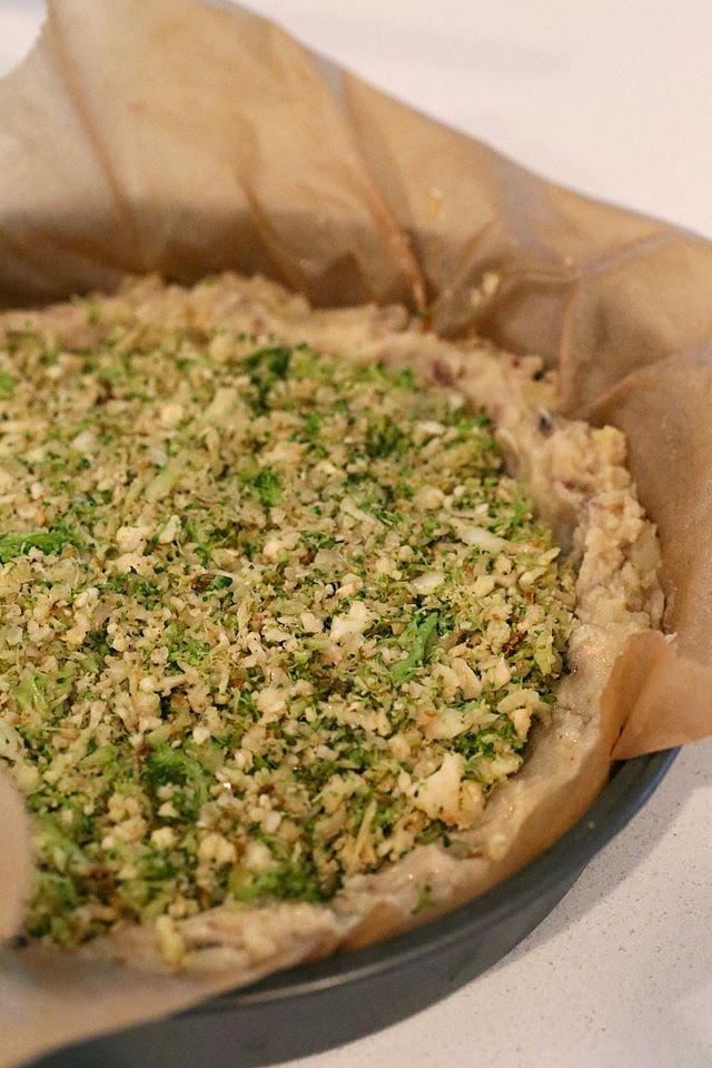 Cauliflower Broccoli Masala Pie with Black eyed Pea Potato Crust | VeganRicha.com #vegan #glutenfree #grainfree
