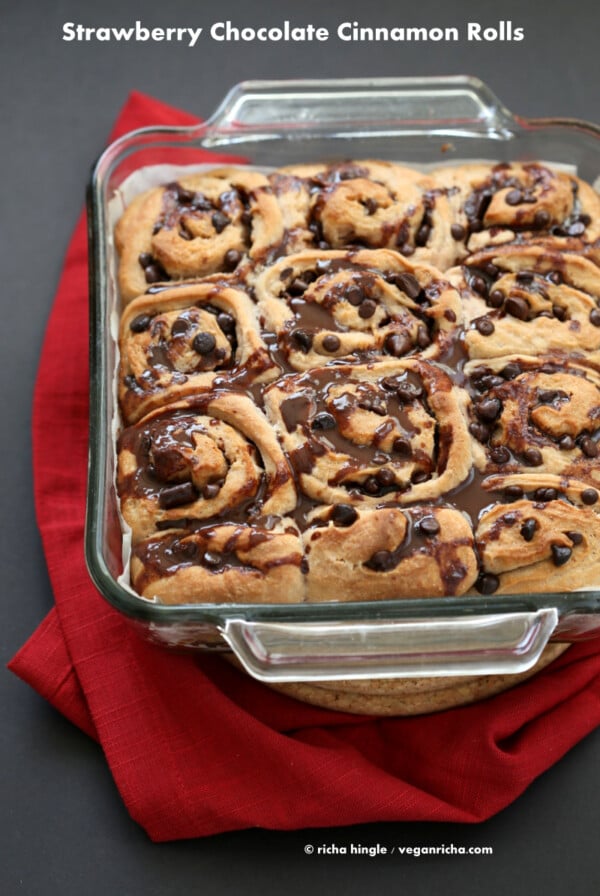 Strawberry Chocolate Cinnamon Rolls | Vegan Richa #vegan #glutenfree #veganricha