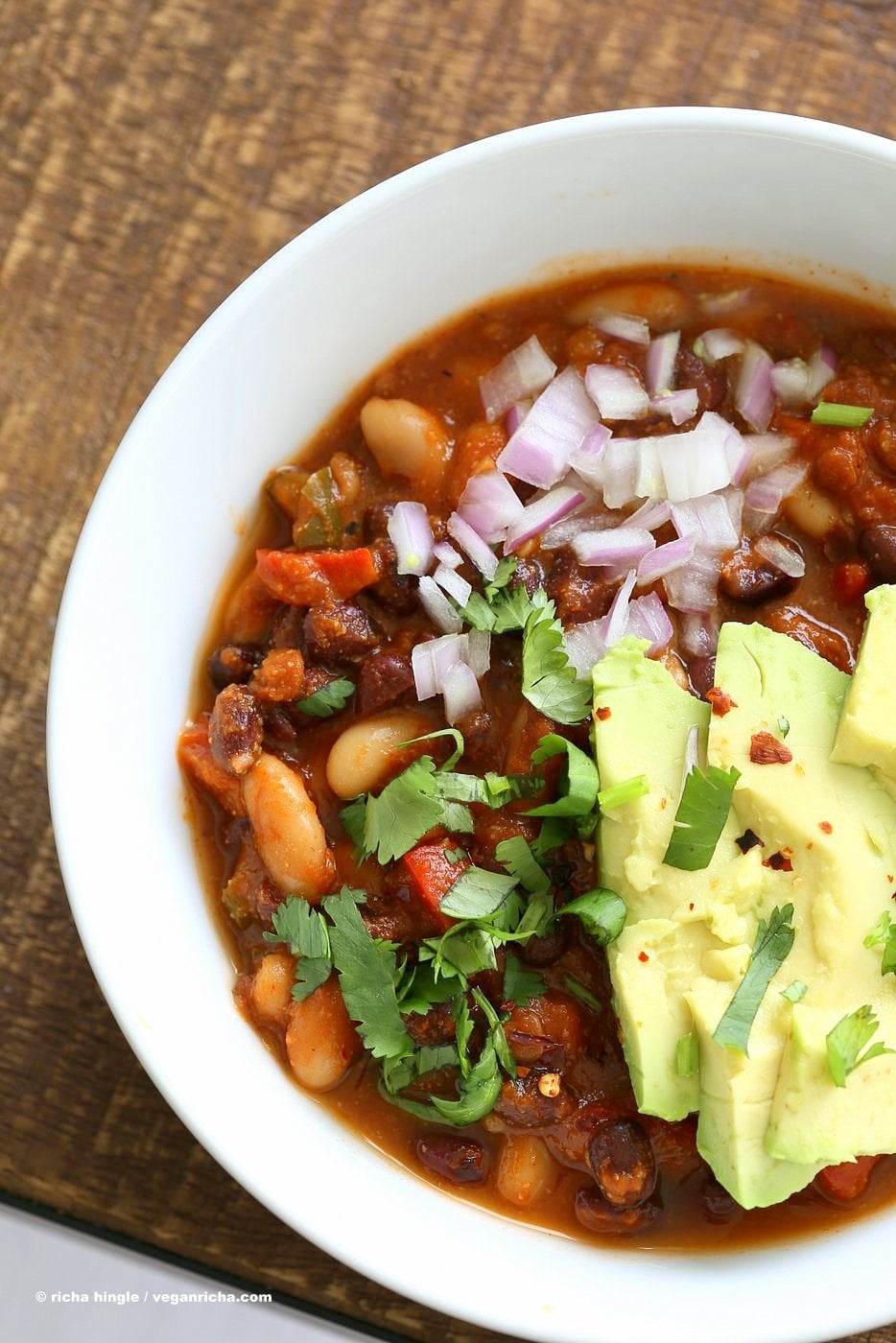White and Black Bean Chili Recipe. Make this Hot bowl of Chili with Black Beans and White Cannellini or Northern Beans, peppers, veggies for Fall. 1 Pot, ready in 30 minutes. Vegan Gluten-free Soy-free Recipe. | VeganRicha.com