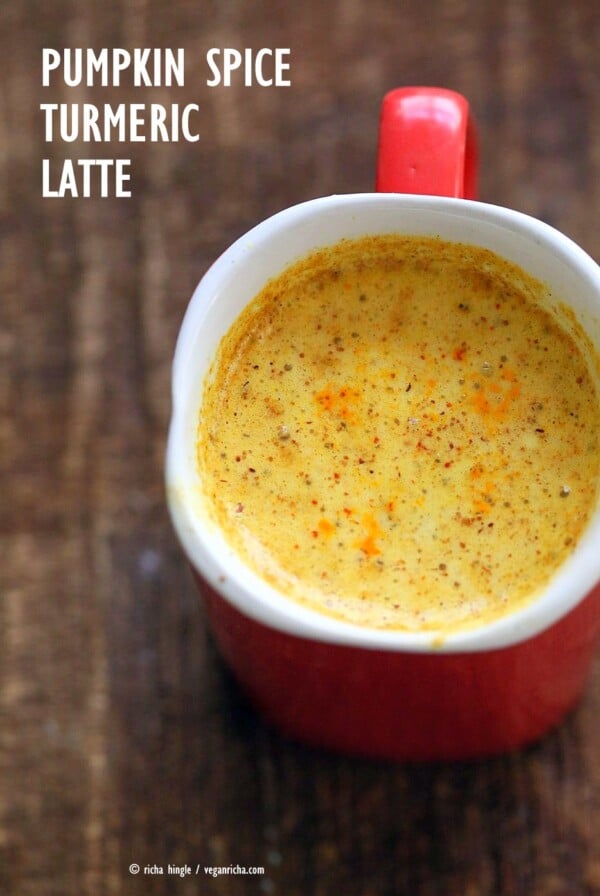 Pumpkin Pie Spice Turmeric Latte. Warming comforting latte with pumpkin pie spices and turmeric. Ready in 10 minutes. Vegan Gluten-free Recipe | VeganRicha.com #vegan #glutenfree #veganricha