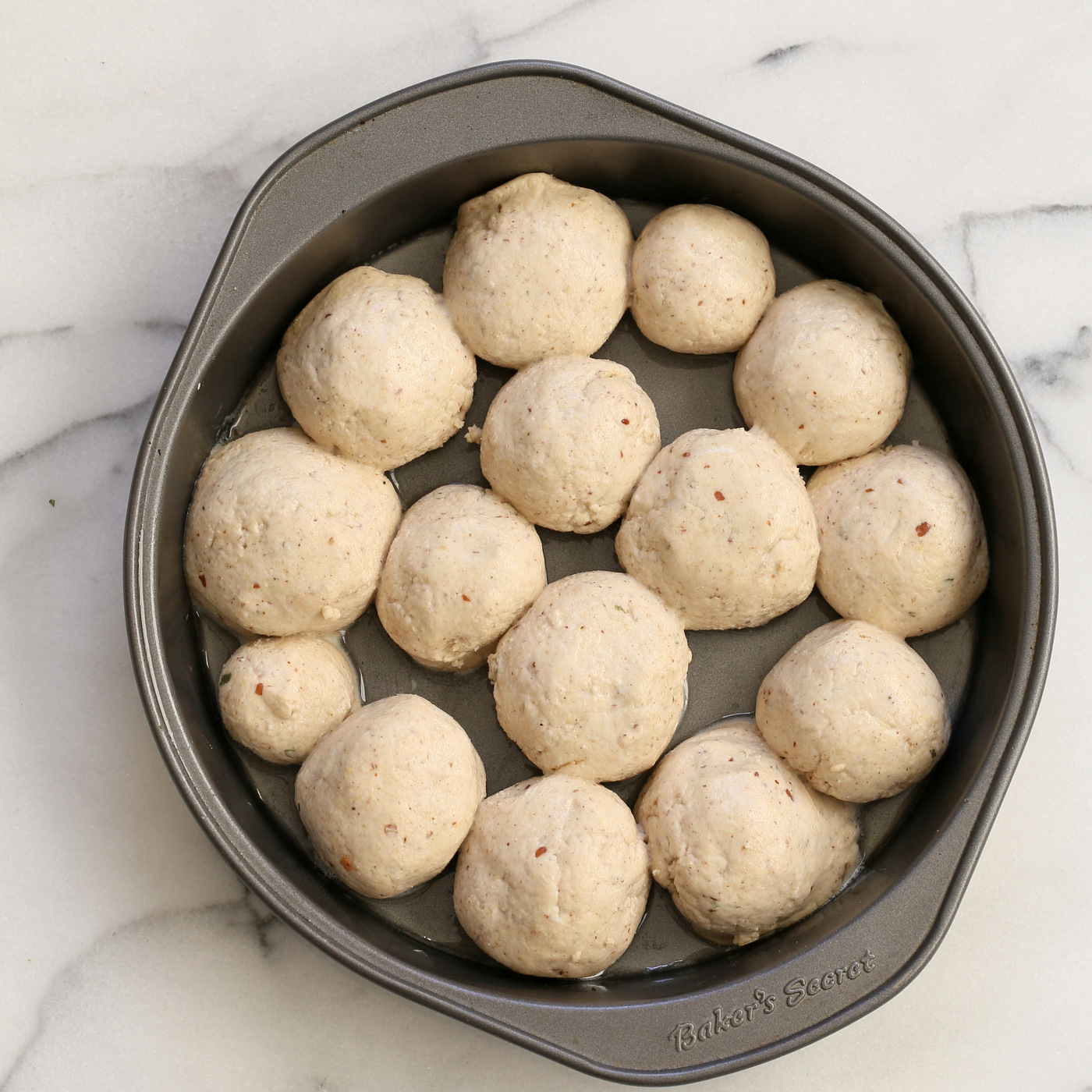 Vegan Gluten free Dinner Rolls with Garlic and Basil. Soft Puffy Gluten-free Dinner Rolls with fresh basil and garlic. Vegan Gluten-free Soy-free Recipe | VeganRicha.com