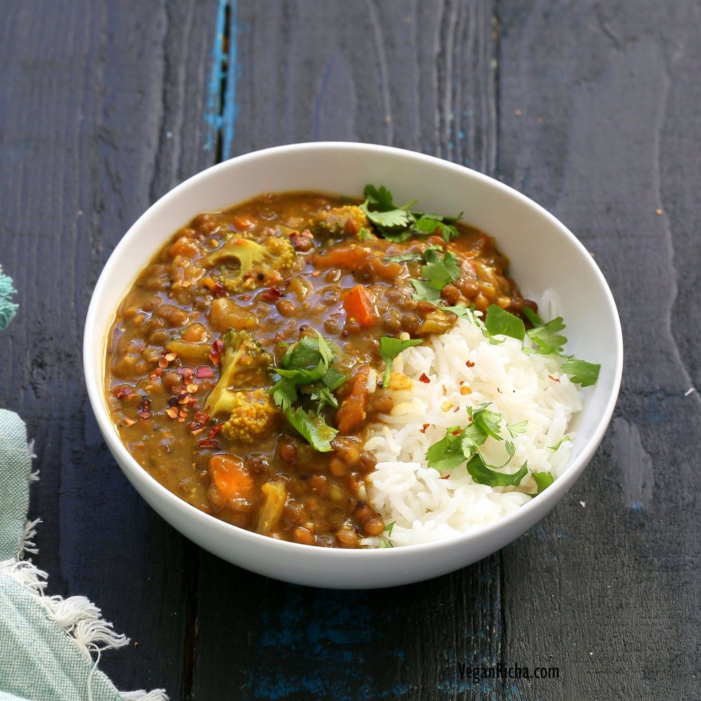 Brown Lentil Soup with Broccoli, Fenugreek seeds and black pepper. Warming Winter soup with veggies and fenugreek for healing and detox. Vegan Gluten-free Soy-free Dal Recipe | VeganRicha.com