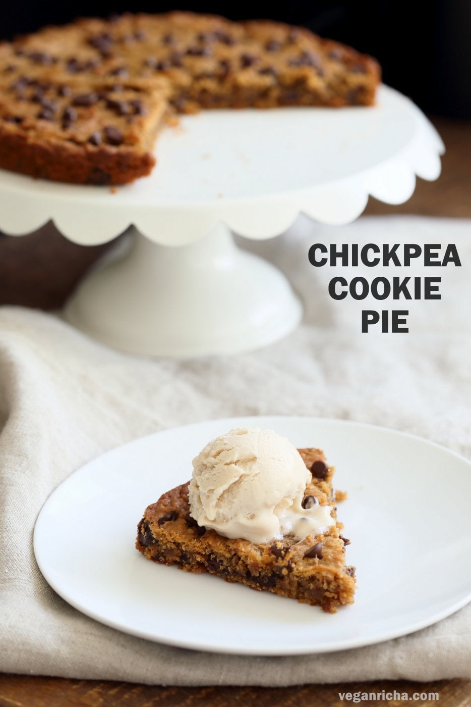Peanut Butter Chickpea Cookie Pie. Chickpea Peanut Butter Cookies. Deep dish Cookie Pie. Fudgy Chocolate Chip Chickpea Cookie Pie Recipe. #Vegan #Glutenfree #Soyfree #Recipe an be #nutfree #veganricha | VeganRicha.com
