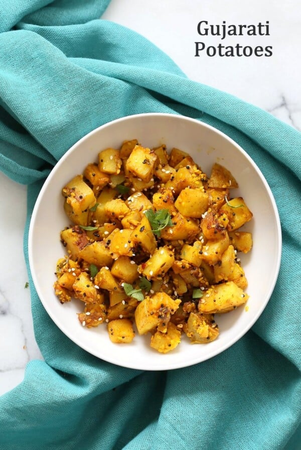 Gujarati Potatoes with Sesame Seeds. Indian Spiced Potatoes with sesame seed and peanuts. Vegan Gluten-free Soy-free Indian Gujarati Recipe. | VeganRicha.com #glutenfree #veganricha #vegan