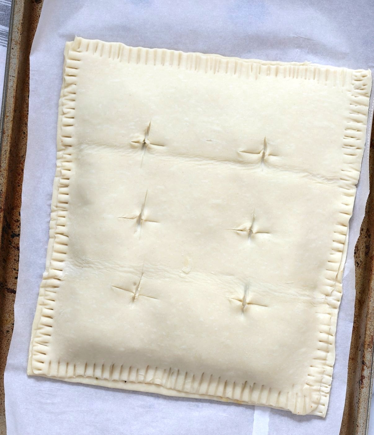 Chickpea Spinach Pie with Berbere Spice. Easy Chickpea Spinach Pastry for holidays and company with vegan puff pastry. Use spices or blends of choice. Use lentils for variation. Vegan Soy-free Nut-free Recipe.  | VeganRicha.com
