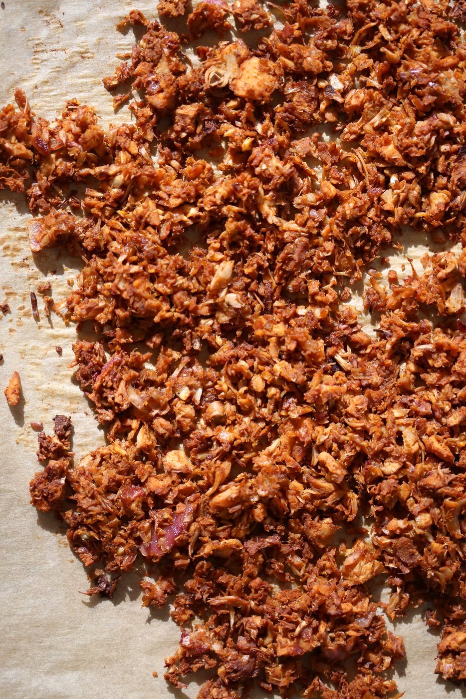 Berbere Spiced Jackfruit Tacos. Jackfruit and onion mixed with Berbere spice blend and baked to caramelized spiced perfection. Add some chickpeas to make into a hearty meal. Vegan Soy-free Nut-free Recipe, Can be Glutenfree | VeganRicha.com