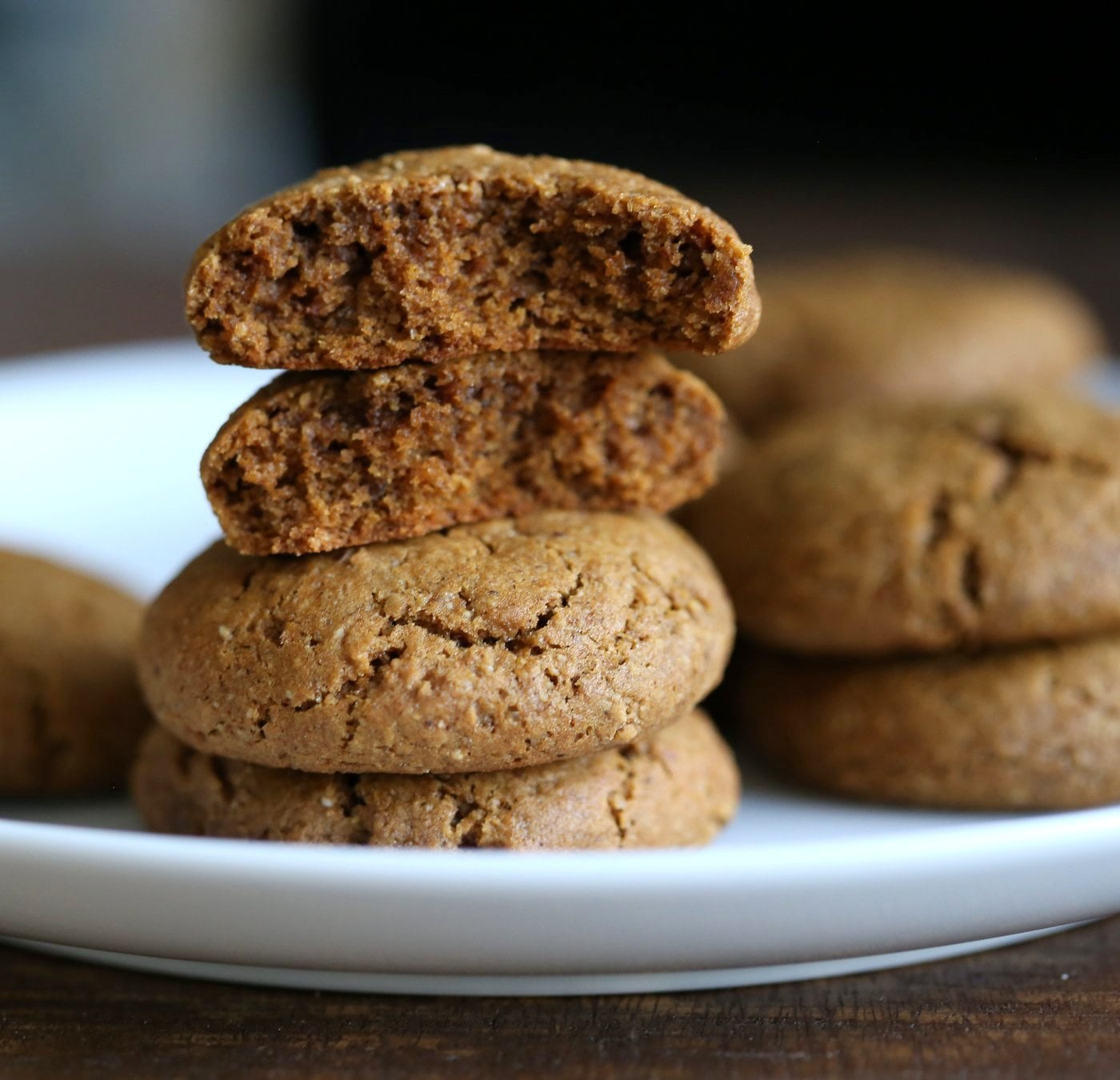 Pumpkin Ginger Snaps. Vegan Pumpkin Ginger Cookies with gingerbread spices and pumpkin. Soft Fudgy Cookies. Vegan Recipe | VeganRicha.com