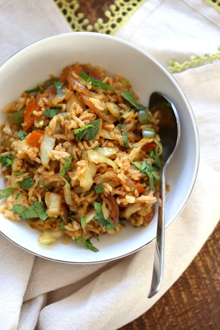 1 Pot, 30 Minute Veggie Spring Rolls Fried Rice! Fridge clean up fried rice with cabbage, carrots, bell pepper, ย with rice or other cooked grains for a quick weeknight meal. Vegan Gluten-free Nut-free Recipe | VeganRicha.com