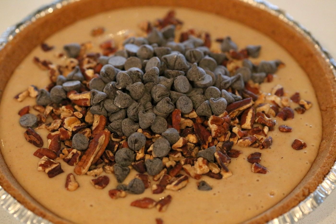 Vegan Chocolate Pecan Pie with Dates and Chai spice. All the pecan pie with chocolate. Vegan Derby Pie. Glutenfree with gf crust. Soyfree Recipe. #vegan #veganricha | VeganRicha.com