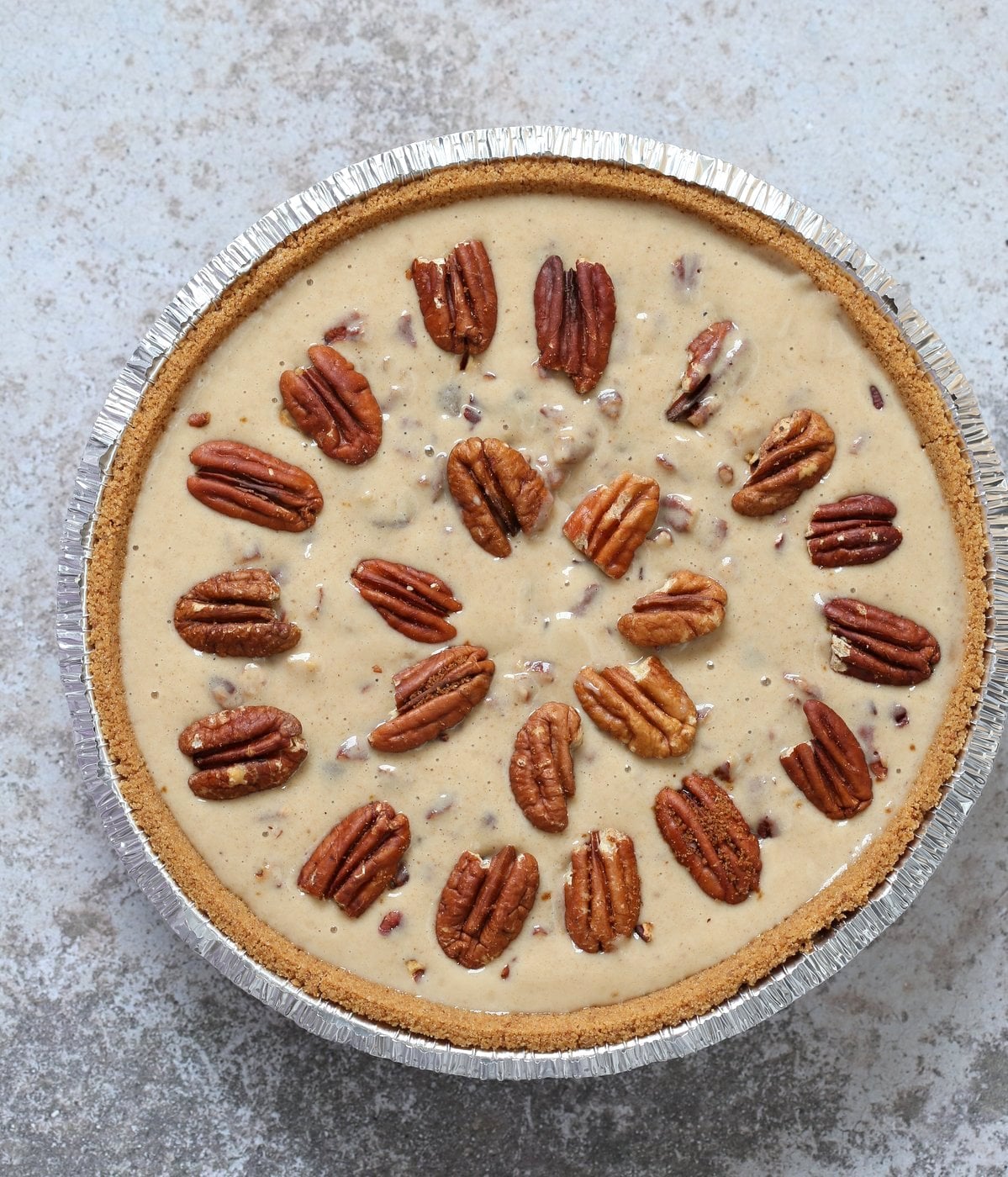 Vegan Chocolate Pecan Pie with Dates and Chai spice. All the pecan pie with chocolate. Vegan Derby Pie. Glutenfree with gf crust. Soyfree Recipe. #vegan #veganricha | VeganRicha.com
