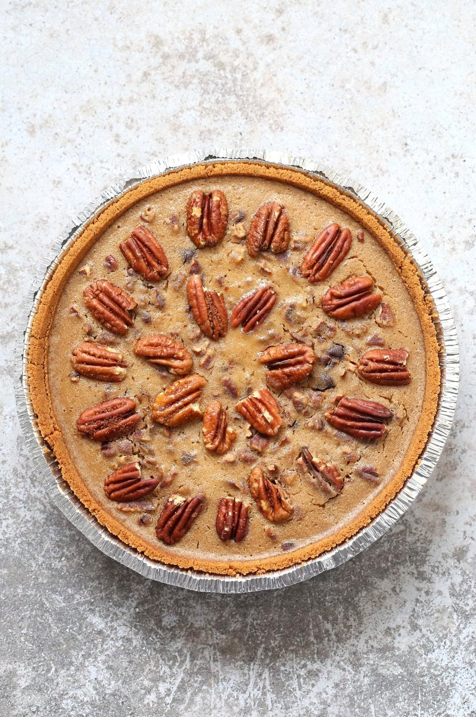 Vegan Chocolate Pecan Pie with Dates and Chai spice. All the pecan pie with chocolate. Vegan Derby Pie. Glutenfree with gf crust. Soyfree Recipe. #vegan #veganricha | VeganRicha.com