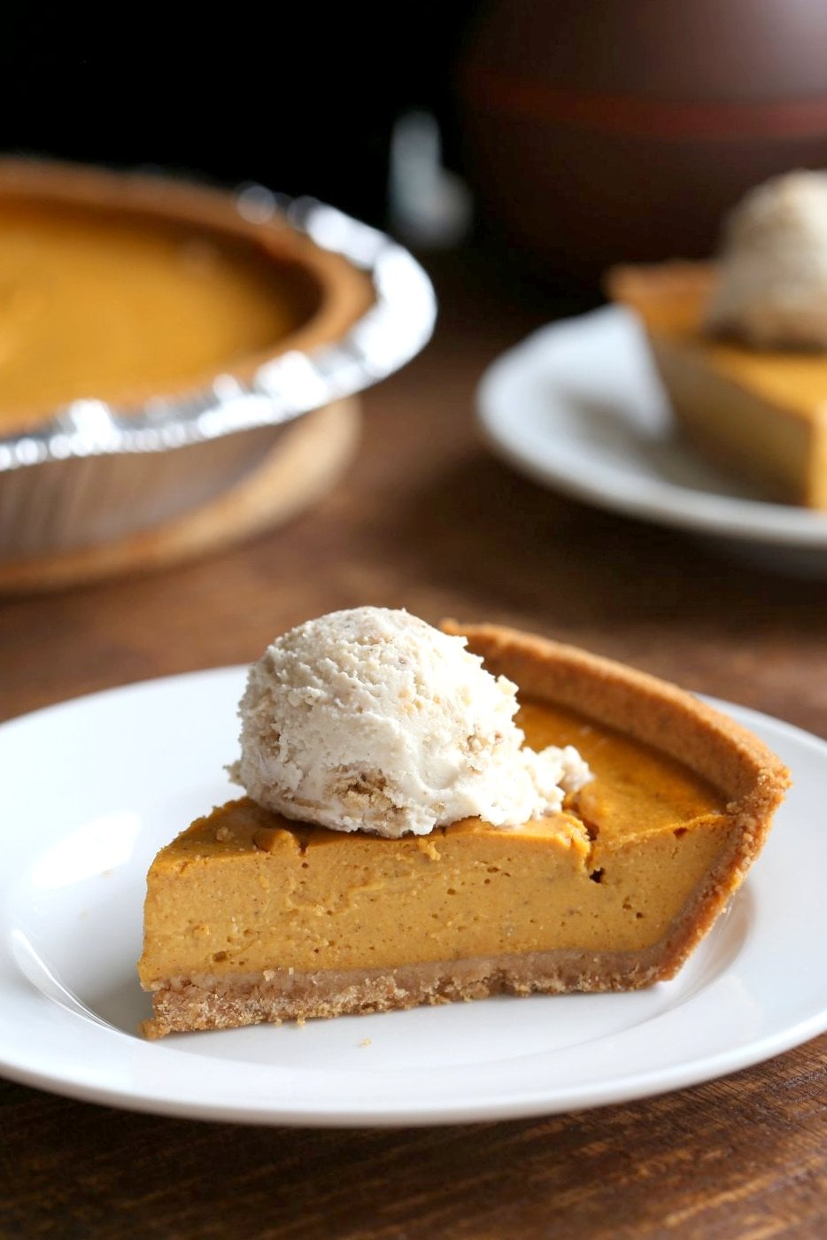 Vegan Pumpkin Cheesecake with graham cracker style crust. Easy Creamy Pumpkin Cheesecake to please everyone. Gluten-free with gluten free crust.# Soyfree #Recipe #vegan #pumpkinheesecake #veganricha | VeganRicha.com