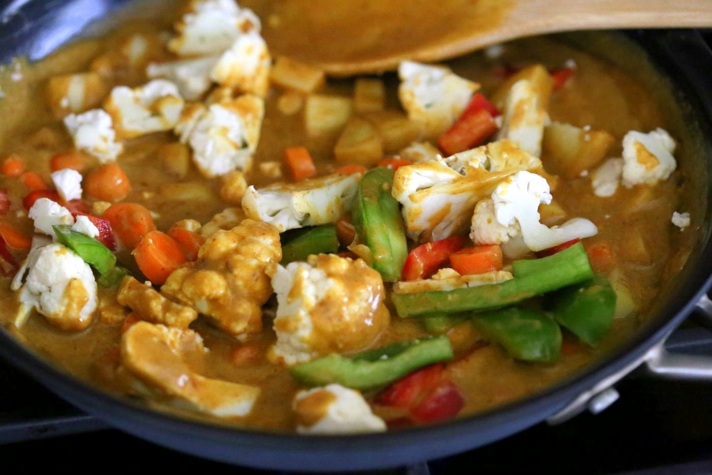 Vegetable Korma - Veggies in Spiced Ginger Chile Sauce. Creamy Indian Korma Recipe made without Onion and garlic. Vegan Indian Gluten-free Soy-free Can be made nut-free. No Onion No Garlic Recipe. #vegan #veganricha