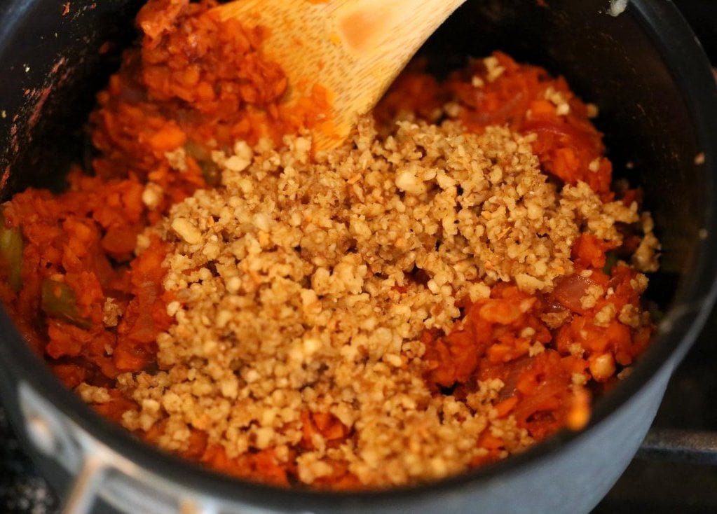 Vegan Taco Salad Bowl with Carrot Walnut Taco "Meat". Vegan Taco filling. Meatless Taco Salad. Make a wrap or tacos with it. Vegan Gluten-free Recipe. #vegan #glutenfree #vegantaco #veganricha | VeganRicha.com