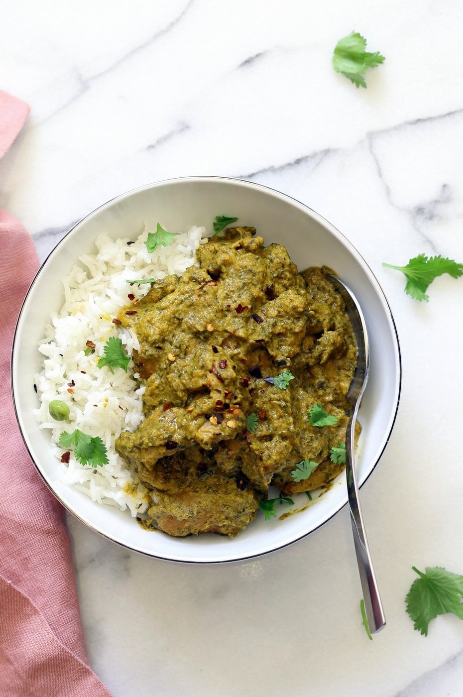 Instant Pot Vegan Chicken Saag with Soy Curls. Use seitan, tempeh, baked tofu, chickpeas or chikin substitutes for variation. Soy curls in Spinach Sauce. #Vegan #Glutenfree #Recipe Can be Soy-free and Nut-free #veganricha | VeganRicha.com