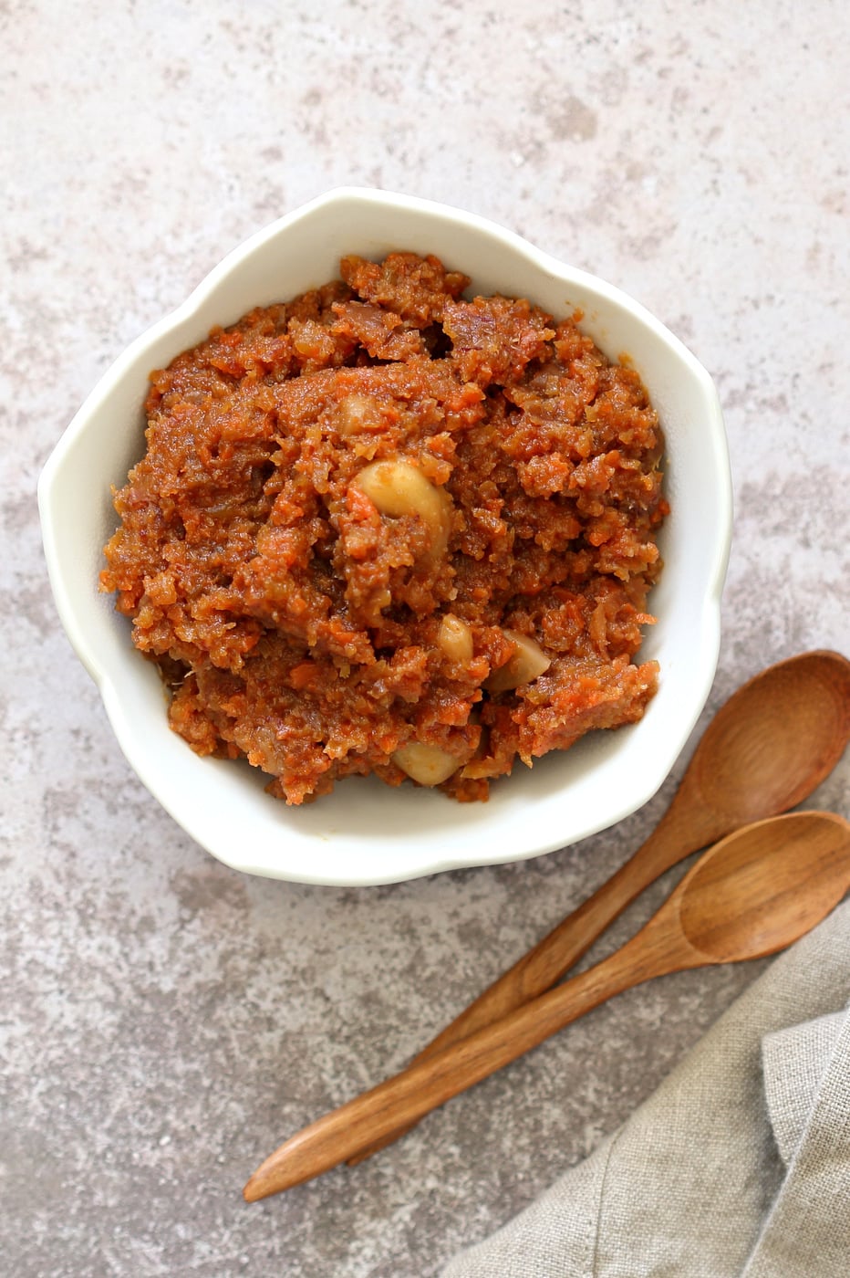 Instant Pot Gajar Halwa - Vegan Carrot Halwa Recipe. Carrot Halwa is an Indian dessert, a flourless Carrot Cake Crumble/pudding that is spiced with cardamom and served during festivals. Vegan Gluten-free Soy-free Recipe.