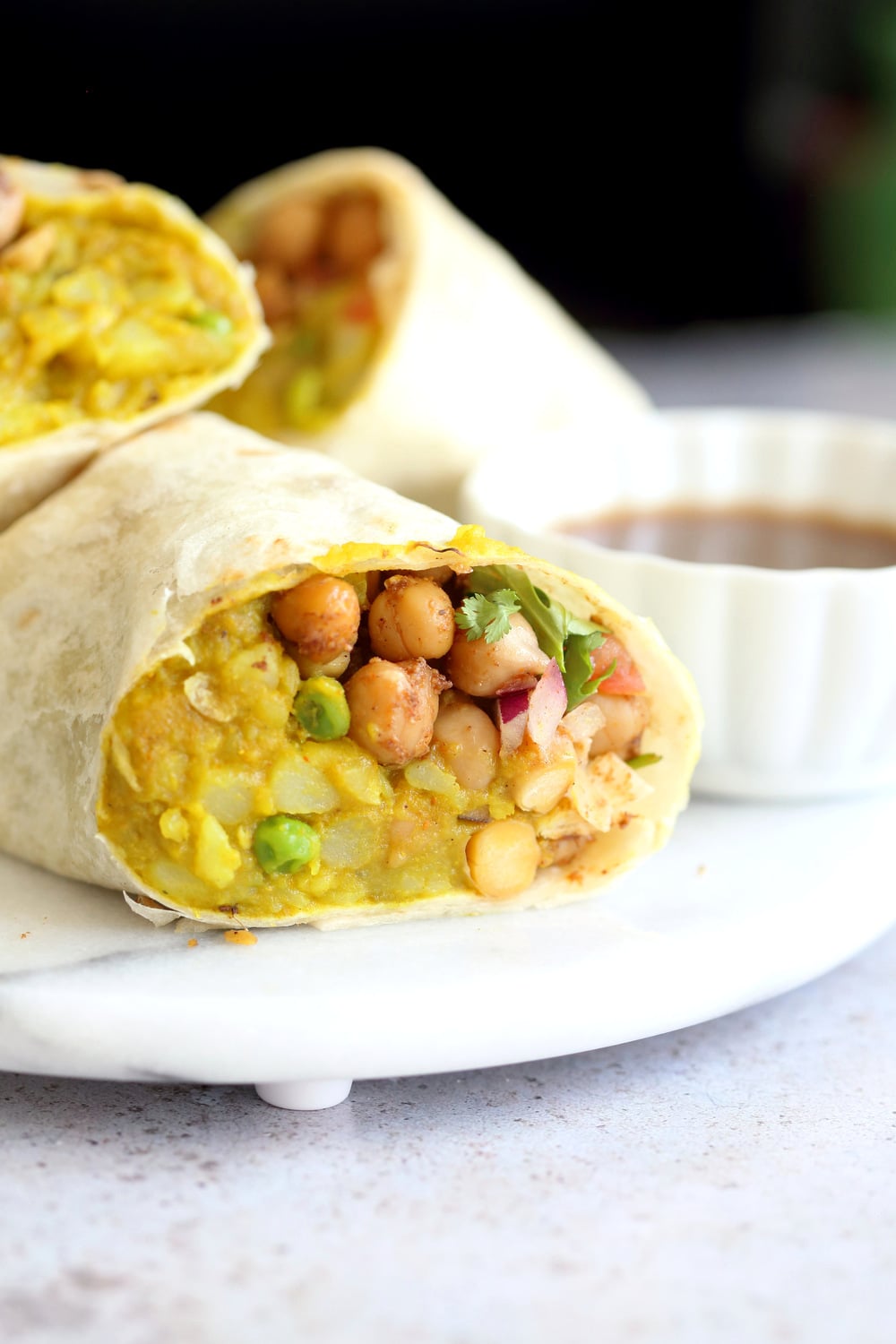 Samosa Wraps - Spiced Potatoes, Chickpeas, Chutney Burrito. Easy Spiced Potato Chickpea Burrito for lunch, picnic or carry out. #VeganRicha #Vegan #Nutfree #Soyfree #Recipe Easily #Glutenfree