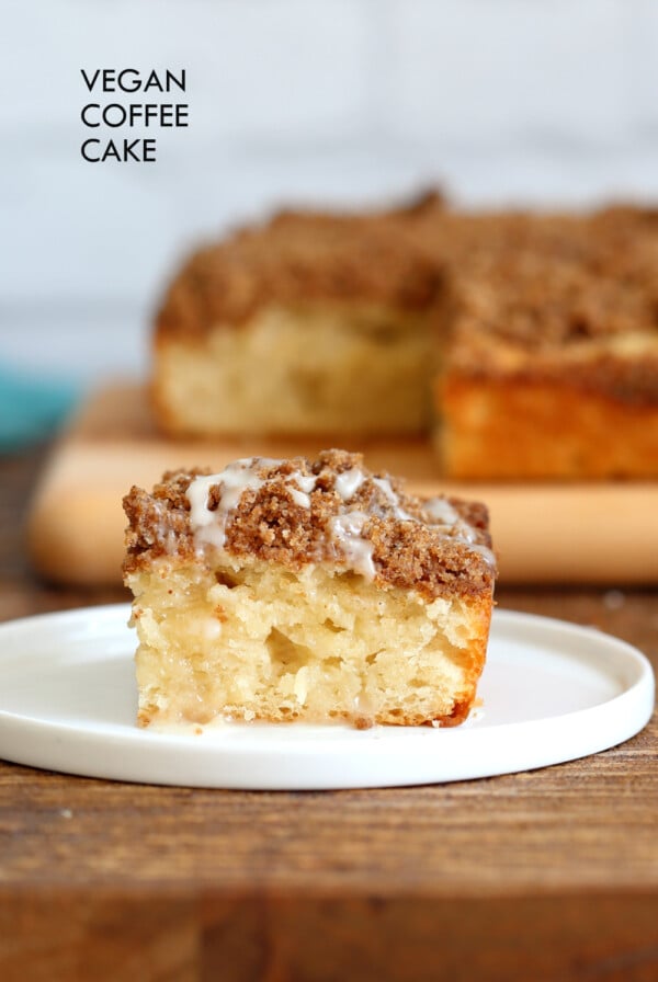 Easy Vegan Coffee Cake Recipe. Simple soft Vanilla Cake topped with a delicious Streusel. Classic Cinnamon Streusel Coffee cake. #Vegan #soyfree #nutfree #Recipe. Glutenfree option #veganricha