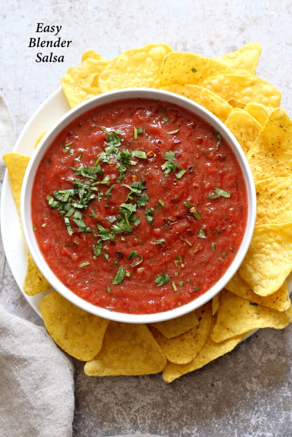 Easy Homemade #Salsa. This fresh tomato salsa is super quick to make in a blender or a food processor and is always a hit at the party. #Vegan, #Glutenfree, #Soyfree, #Nutfree recipe.ย #veganricha