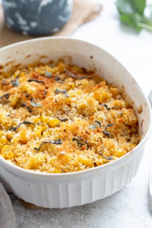 Vegan Pumpkin Mac and Cheese Bake. Easy Creamy Pumpkin Sauce with pasta, topped with crisp sage and breadcrumbs. #Vegan #Soyfree #Recipe #VeganRicha #nutfree option