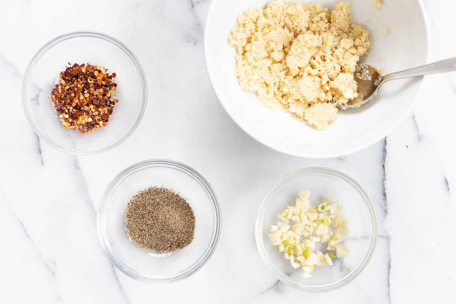 Ingredients for our Vegan Cacio e Pepe in bowls
