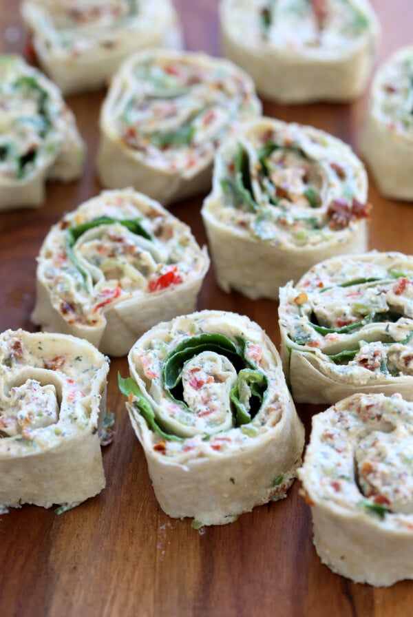 Tortilla Rolls Ups with Tofu herb cream cheese and Sun-dried tomato. Easy No Bake sun dried tomato pinwheels. Vegan Nutfree Recipe, can be gluten-free soy-free #Vegan#veganricha #tortillarollups #sundriedtotmatopinwheels
