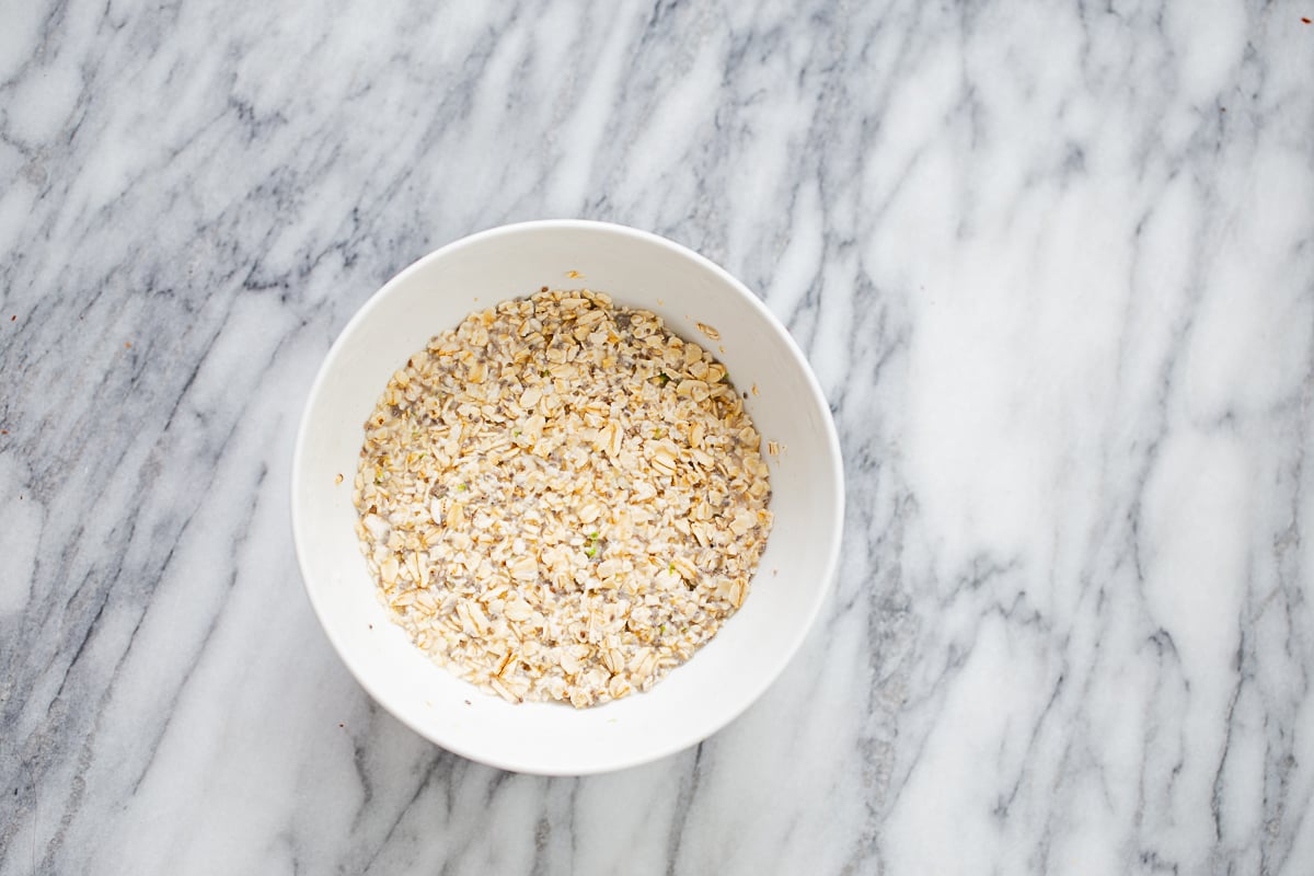 oats and chia seeds soaked in milk for overnight oats recipe