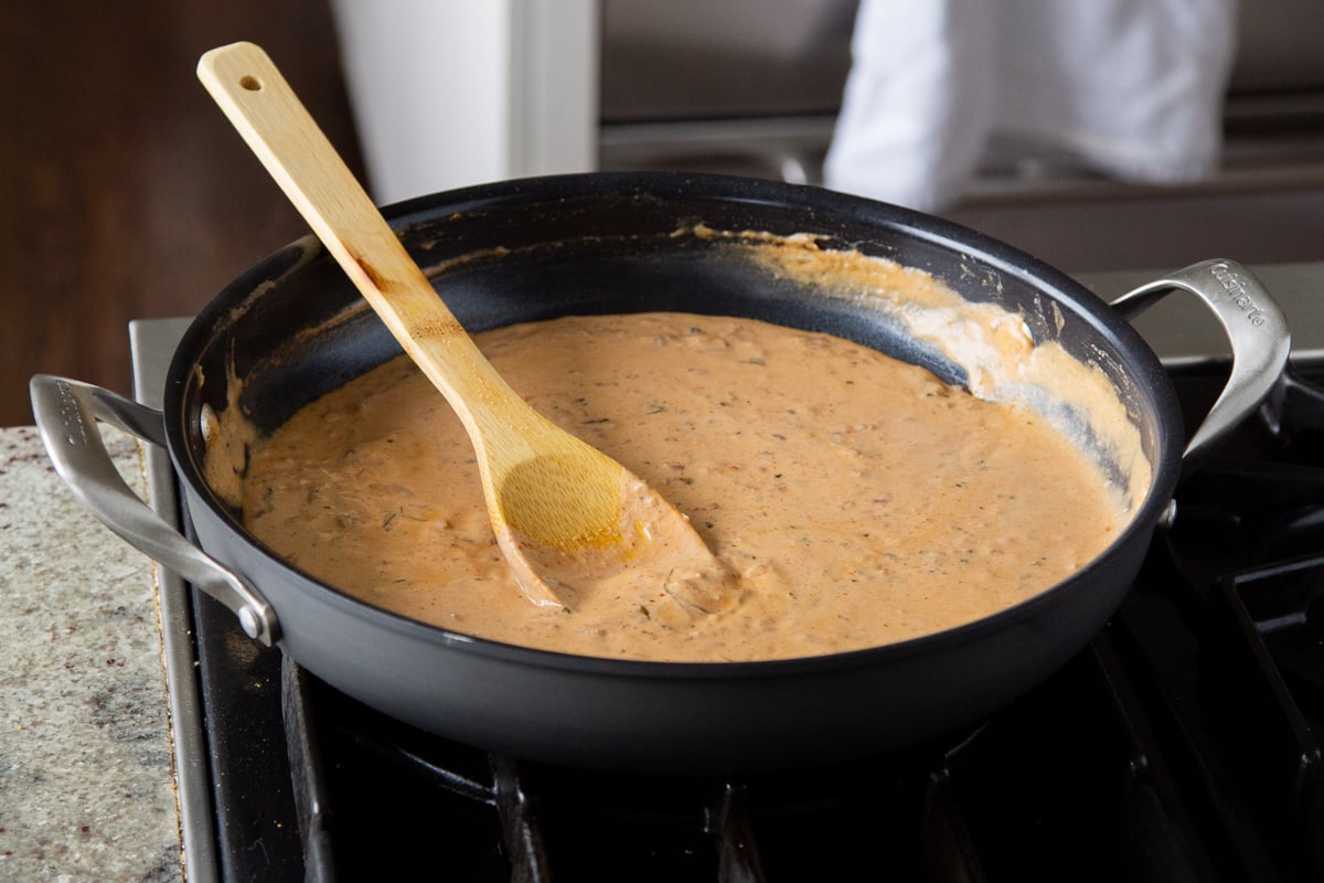 vegan curry sauce finished cooking in the pan