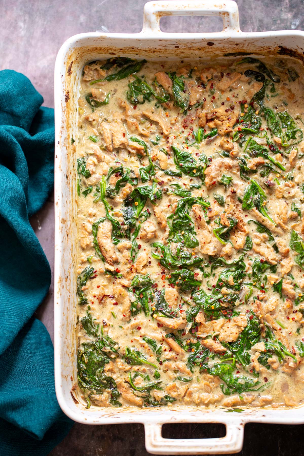 baked Malai Palak Chicken with soy curls in the pan