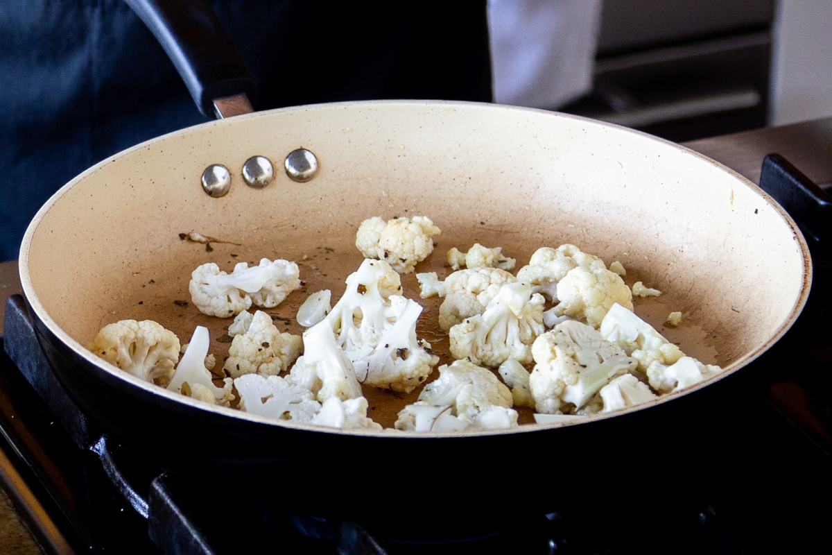 cooking the cauliflower and fenugreek