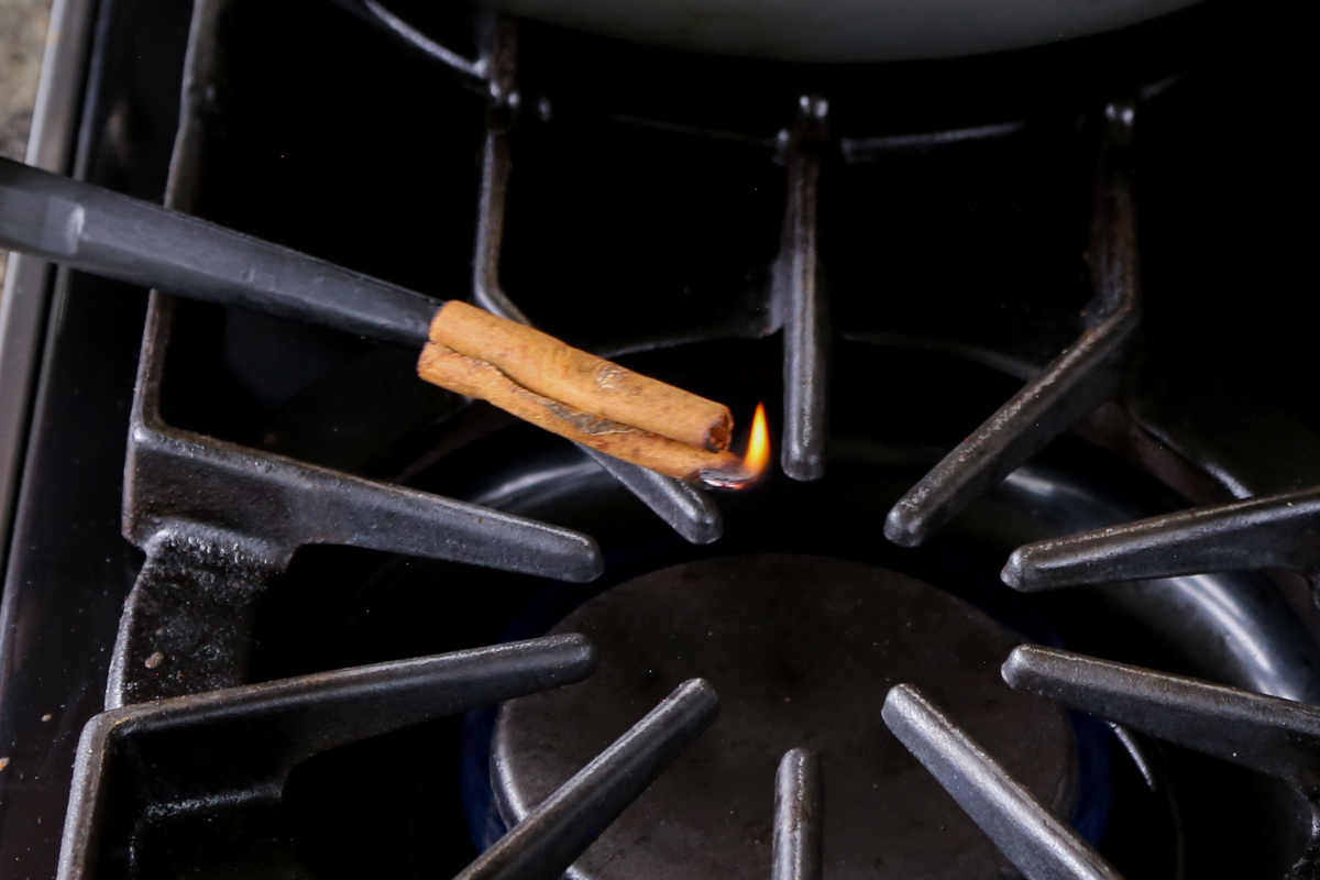 smoking the cinnamon stick