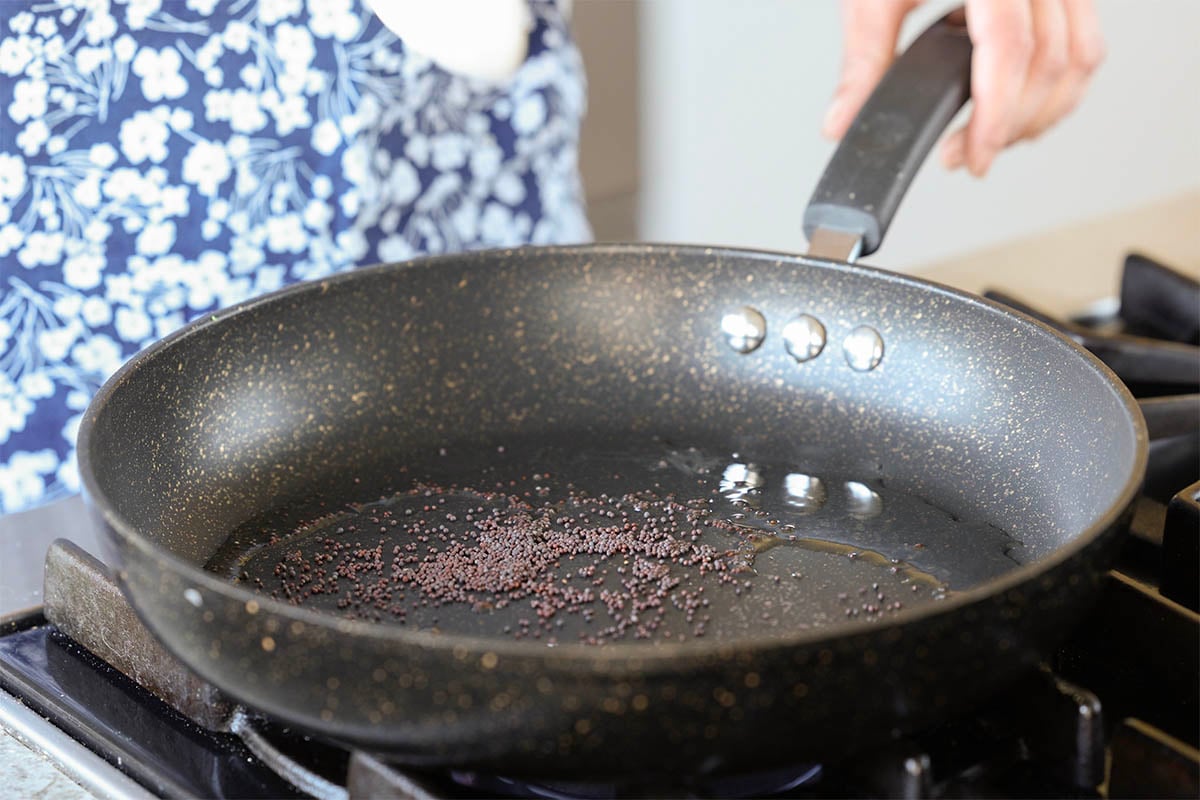 popping the mustard seeds
